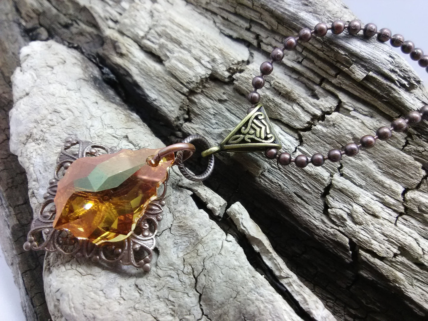 Crystal Honey — Necklace
