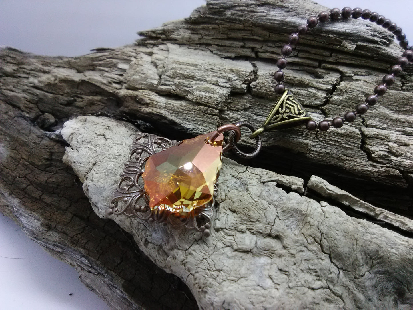 Crystal Honey — Necklace