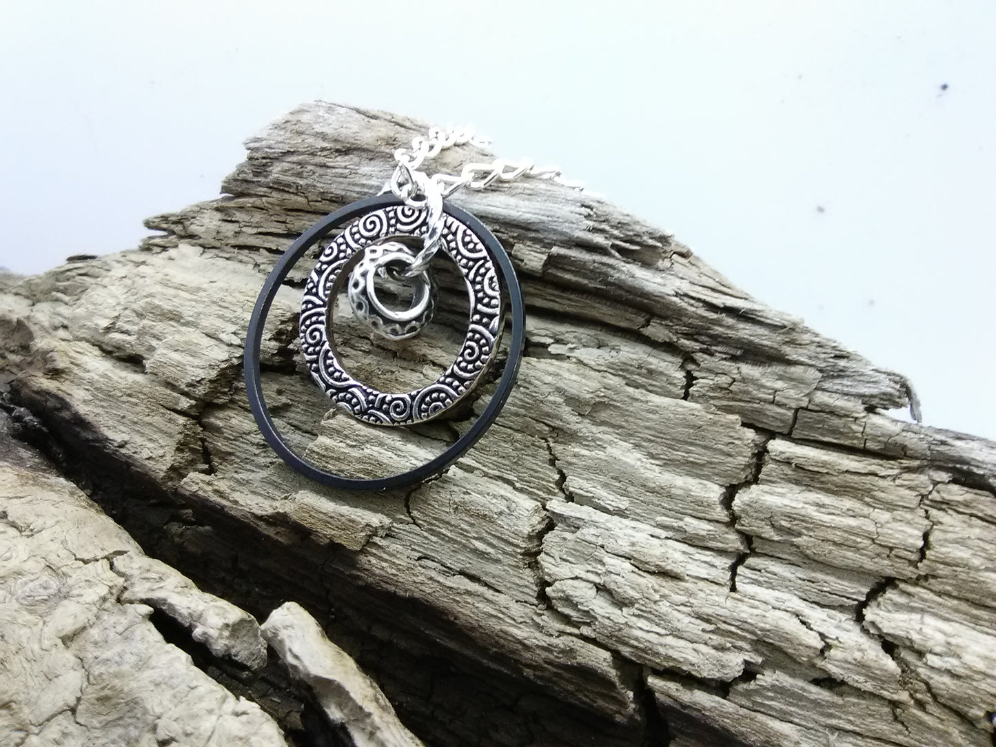 Circles? Venn diagram?? — Necklace