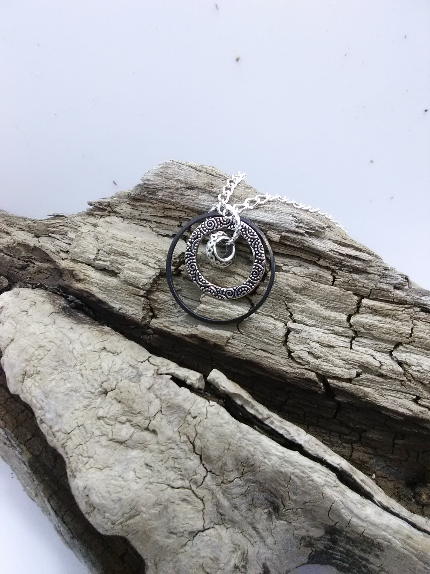 Circles? Venn diagram?? — Necklace