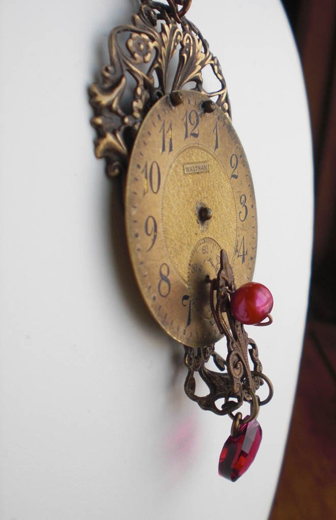 Vintage Elegance Watch Face & Crystal — Necklace